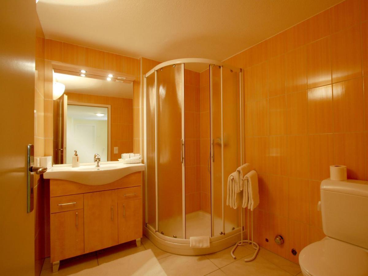 Depandance Garni Golf Apartamento Ascona Exterior foto